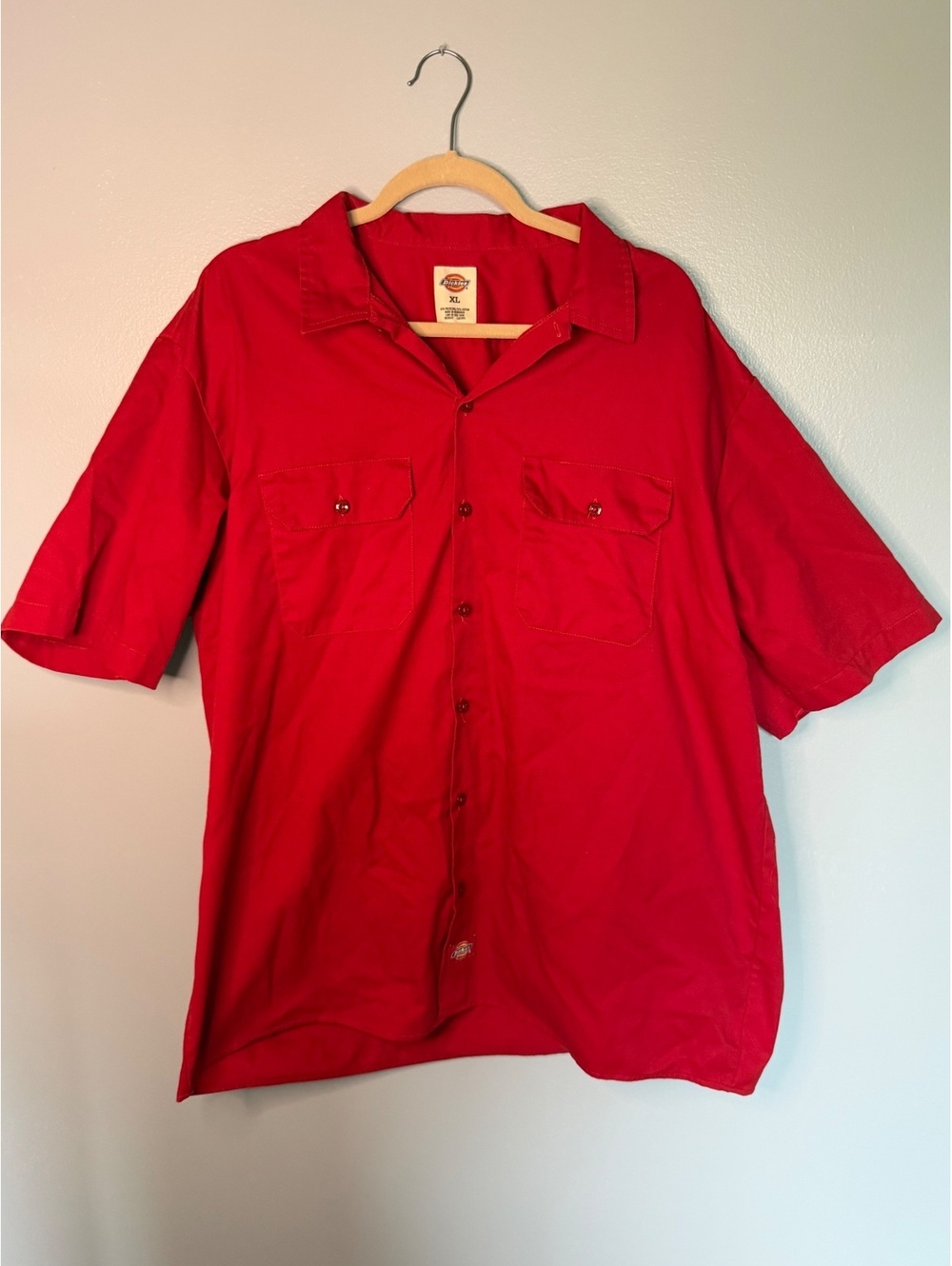 Dickies Men's Red Short Sleeve Button-Up Shirt XL